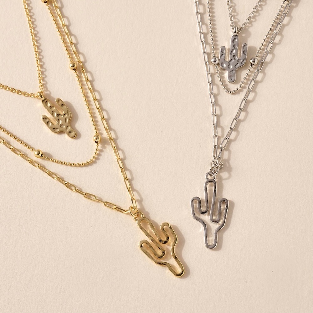 Desert babe necklace